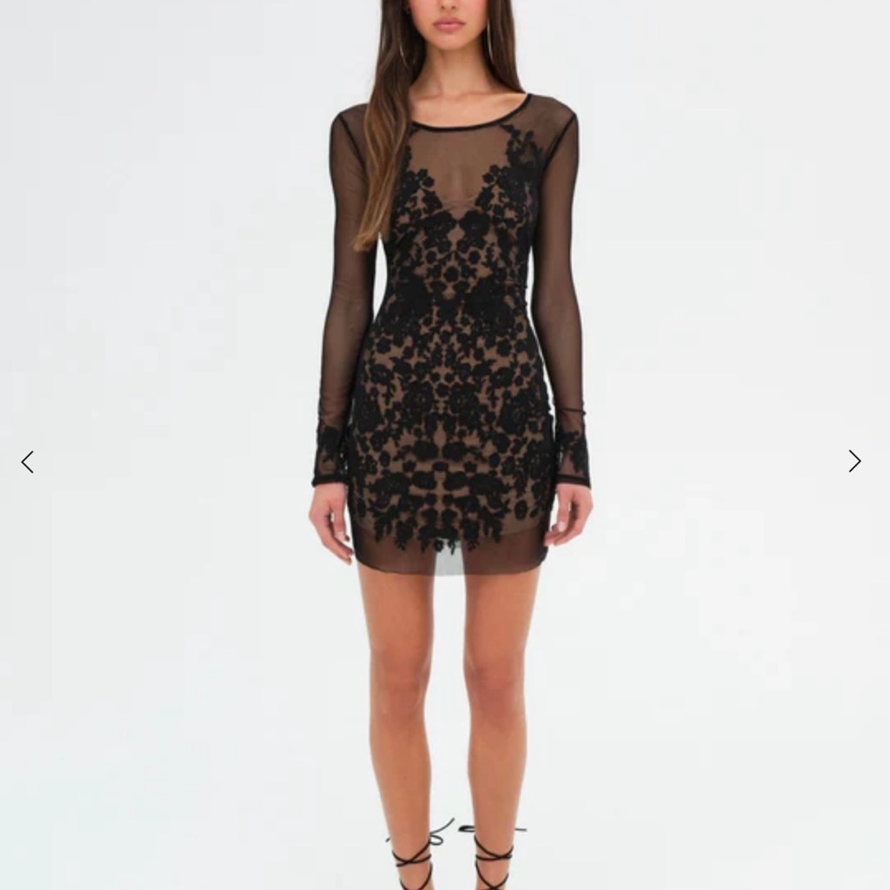 💕💕Luah Mini Dress!💕💕 Small and X-Large😃😃